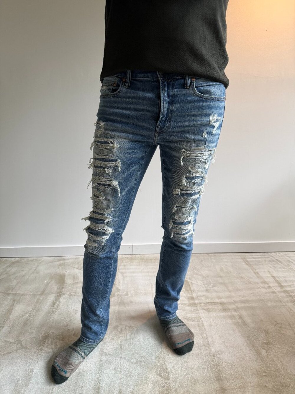 American Eagle Airflex 360 Skinny Distressed Jeans 34 x 34